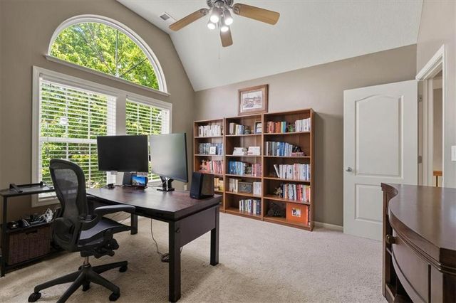 20811 W 100th Street, Lenexa, KS 66220