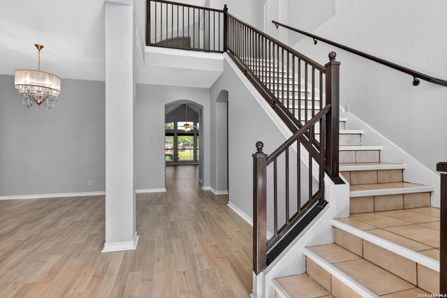 7601 Linkview St, San Antonio, TX 78240