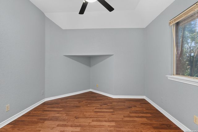 7601 Linkview St, San Antonio, TX 78240