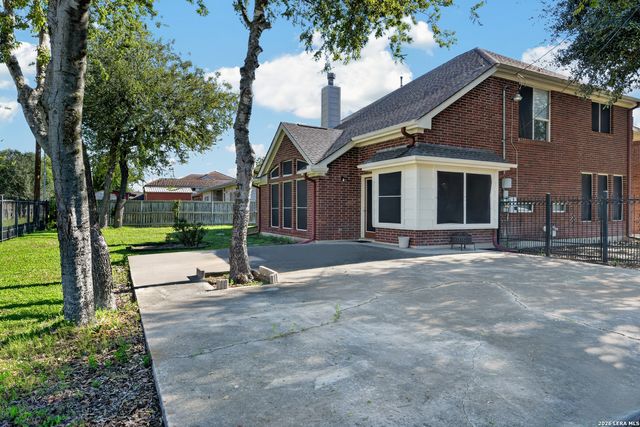 7601 Linkview St, San Antonio, TX 78240