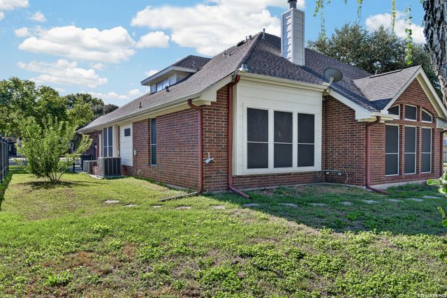 7601 Linkview St, San Antonio, TX 78240