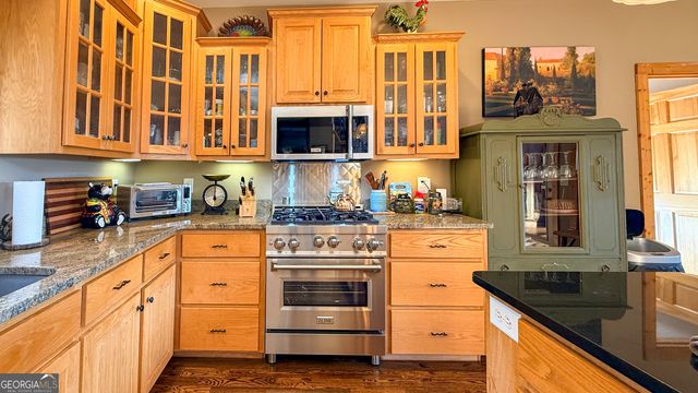 476 Starlight Drive, Sautee Nacoochee, GA 30571