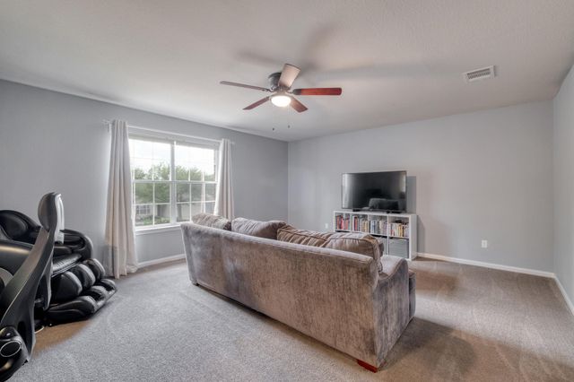 4519 Heritage Well LN, Round Rock, TX 78665