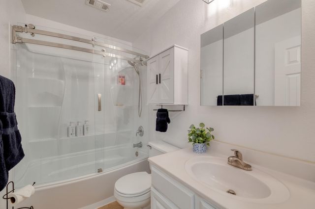 4519 Heritage Well LN, Round Rock, TX 78665