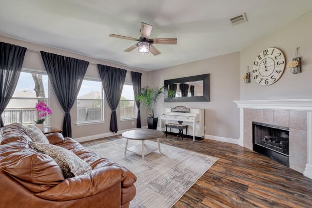 4519 Heritage Well LN, Round Rock, TX 78665