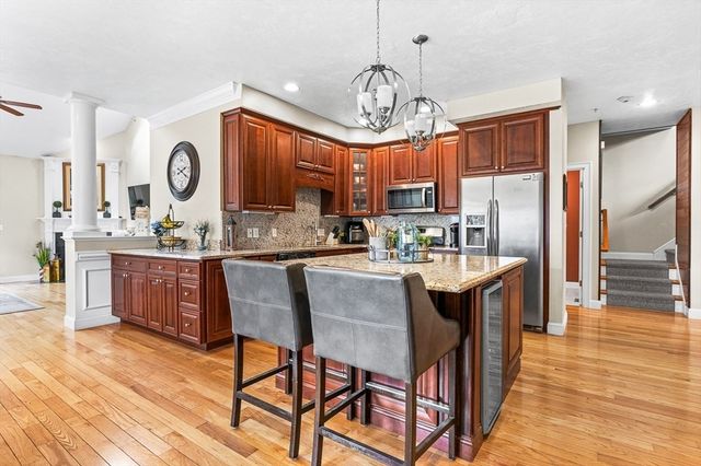 10 White Cedar Drive 10, Middleton, MA 01949