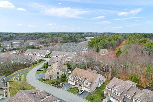10 White Cedar Drive 10, Middleton, MA 01949