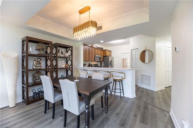 992 Woodshire LN D103, Naples, FL 34105