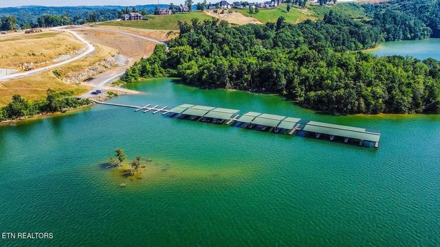 2262 Ridgeline Court, Morristown, TN 37814