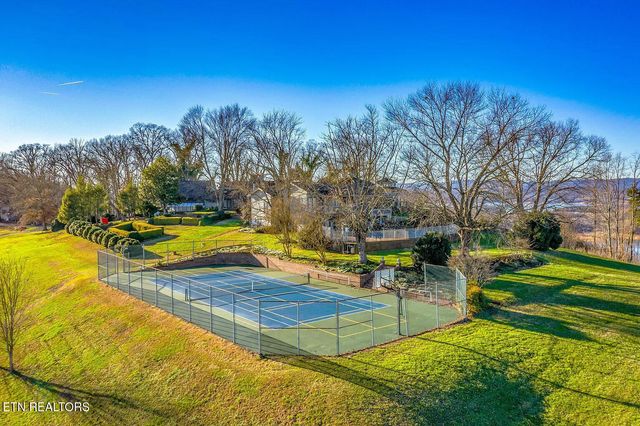 2262 Ridgeline Court, Morristown, TN 37814