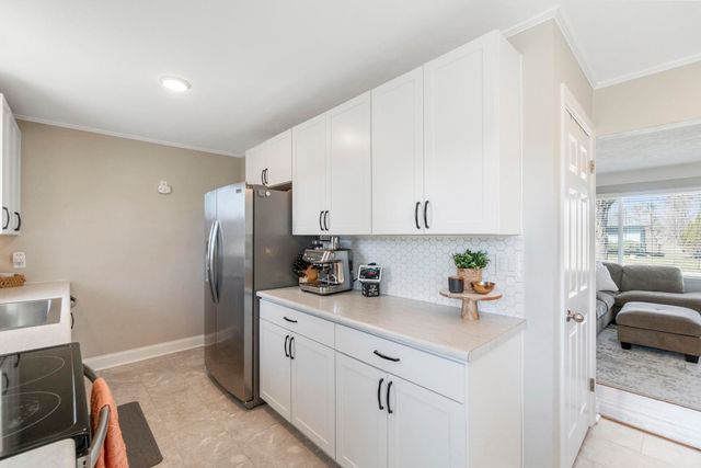 125 Oregon Road, Cedar Falls, IA 50613