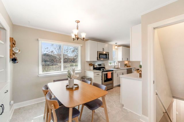 125 Oregon Road, Cedar Falls, IA 50613