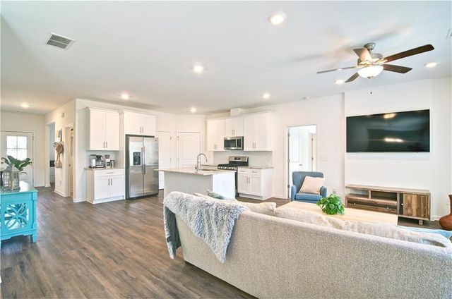 4630 Hemlock SW Drive, Austell, GA 30106