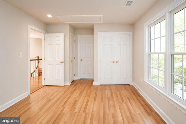42848 SIDNEY PL, Ashburn, VA 20148