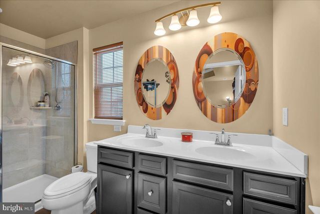 204 FREEDOM WAY, Sicklerville, NJ 08081