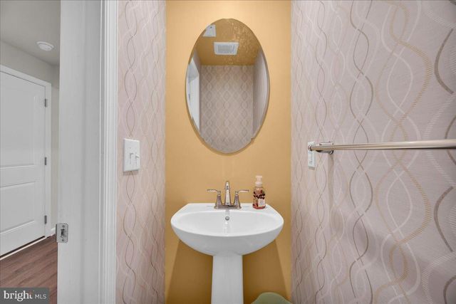 204 FREEDOM WAY, Sicklerville, NJ 08081