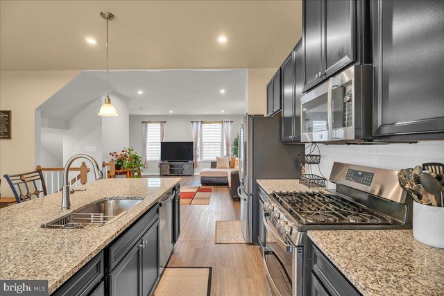 204 FREEDOM WAY, Sicklerville, NJ 08081