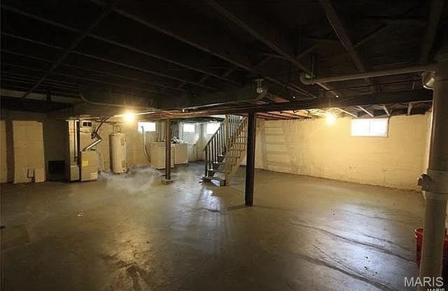 10411 Maddox Place, St Louis, MO 63114