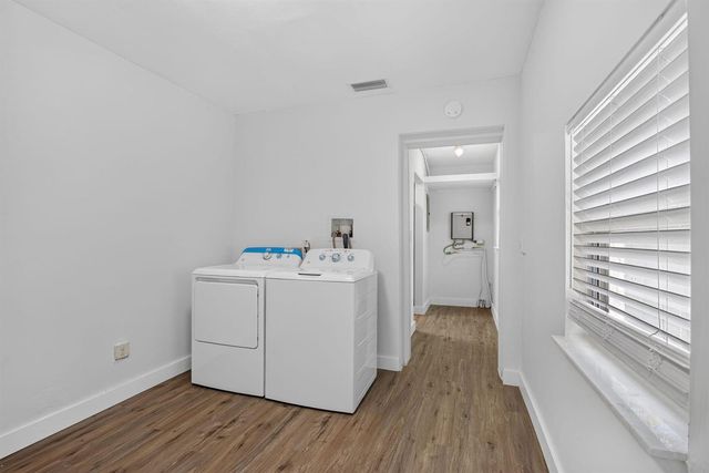 540 NE 61st Court, Oakland Park, FL 33334