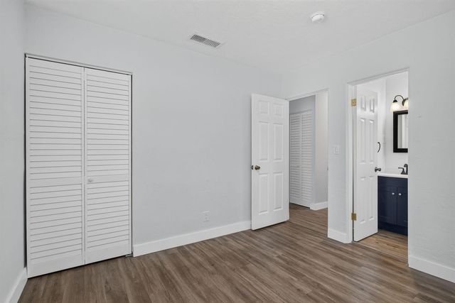 540 NE 61st Court, Oakland Park, FL 33334