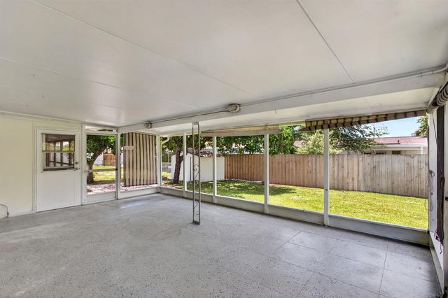 540 NE 61st Court, Oakland Park, FL 33334