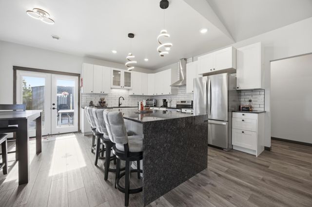 7816 Wild Rose Way, Horace, ND 58047