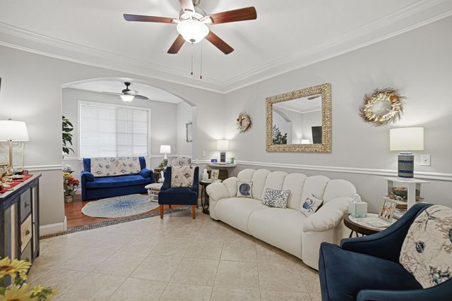 6101 Myrtlewood Circle W, Palm Beach Gardens, FL 33418