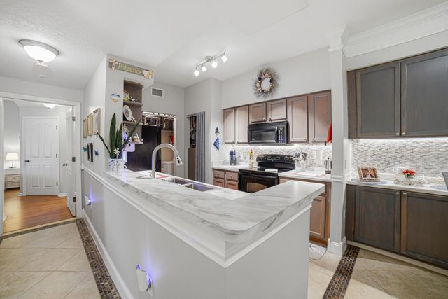 6101 Myrtlewood Circle W, Palm Beach Gardens, FL 33418