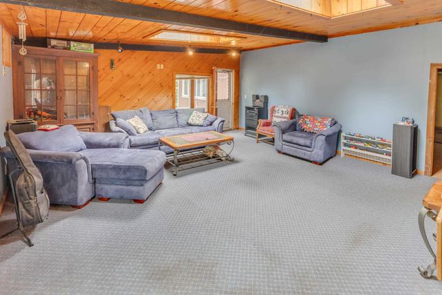 84 Anchorage Road, New Hampton, NH 03256