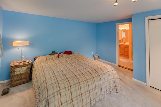 84 Anchorage Road, New Hampton, NH 03256