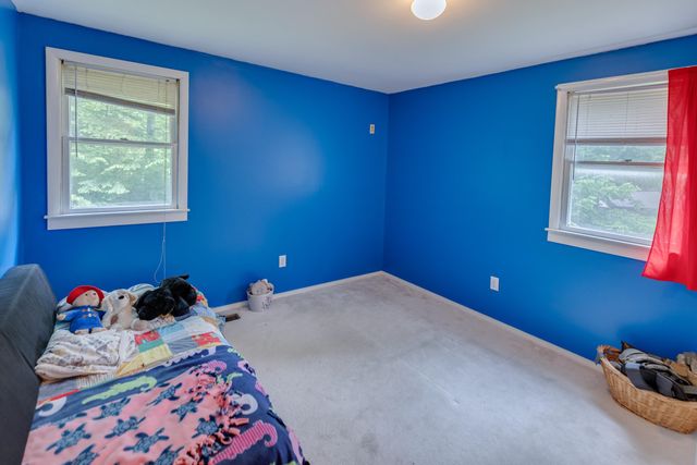 84 Anchorage Road, New Hampton, NH 03256