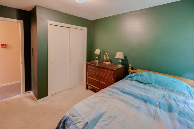 84 Anchorage Road, New Hampton, NH 03256