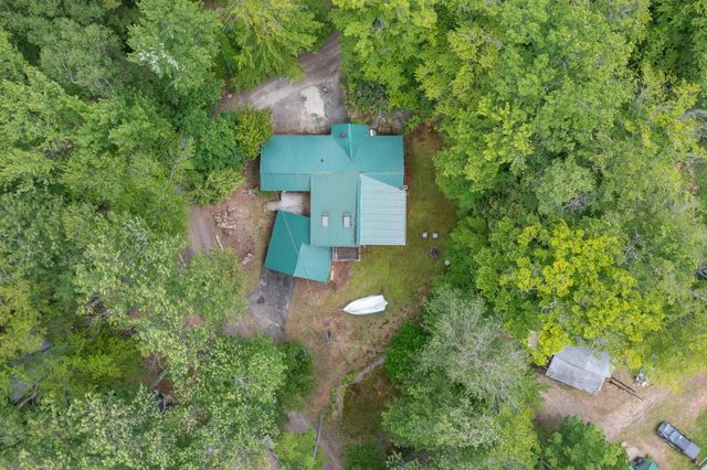 84 Anchorage Road, New Hampton, NH 03256