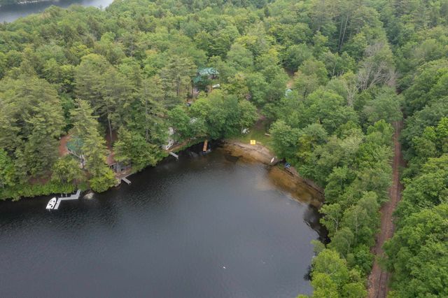 84 Anchorage Road, New Hampton, NH 03256