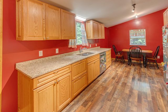 84 Anchorage Road, New Hampton, NH 03256