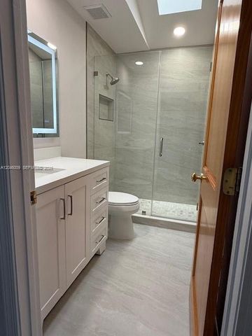 101 NE 8th Ave 1, Fort Lauderdale, FL 33301