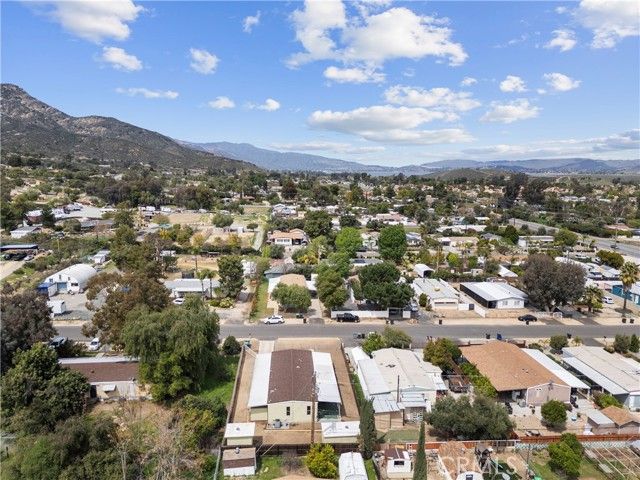 33124 Arbolado Lane, Lake Elsinore, CA 92530