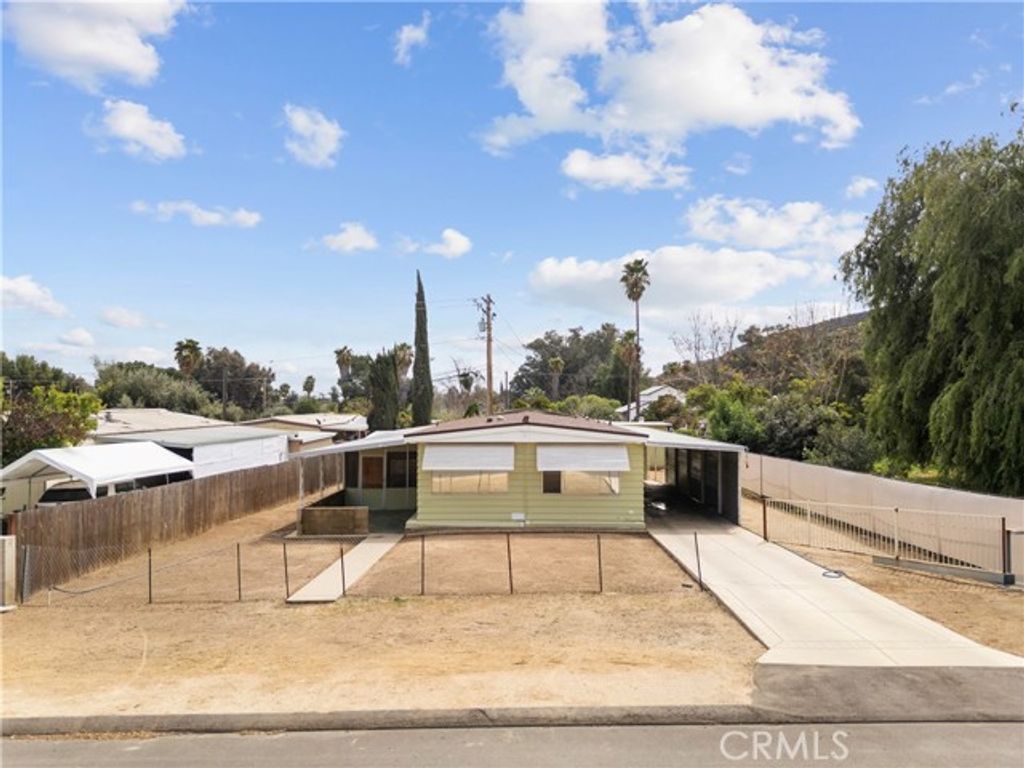 33124 Arbolado Lane, Lake Elsinore, CA 92530