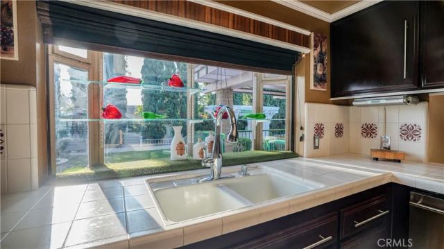 2117 Capuchin Way, Claremont, CA 91711