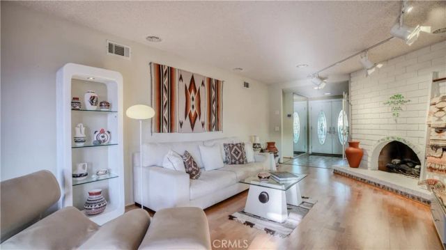 2117 Capuchin Way, Claremont, CA 91711