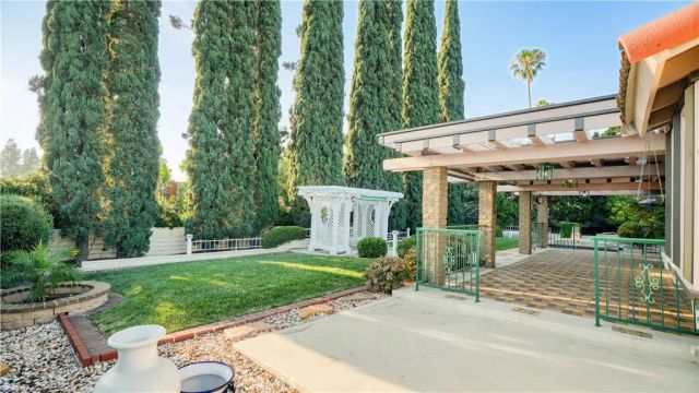 2117 Capuchin Way, Claremont, CA 91711