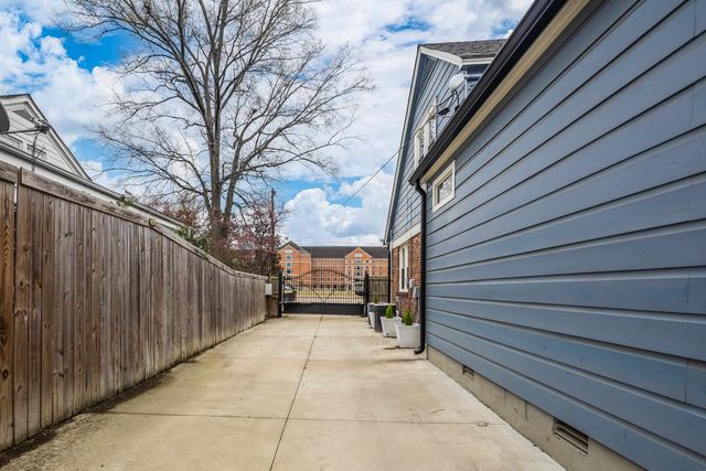 3616 CENTRAL AVE, Memphis, TN 38111