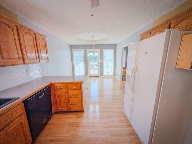 715 NE 107th Terrace, Kansas City, MO 64155