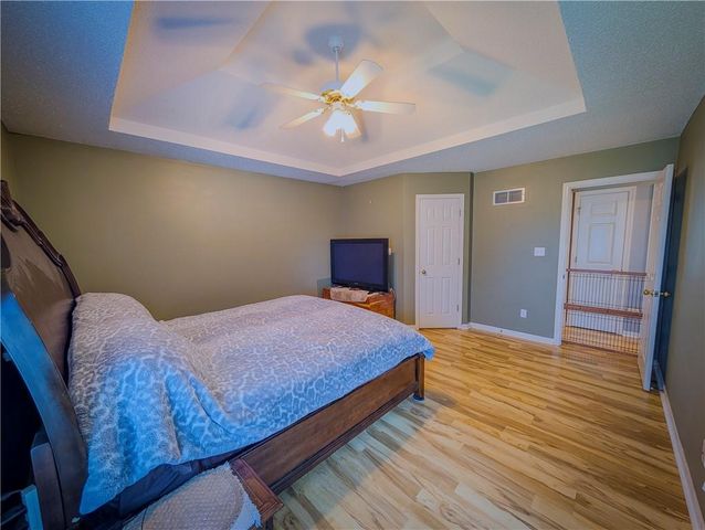715 NE 107th Terrace, Kansas City, MO 64155