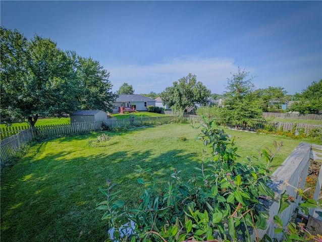 715 NE 107th Terrace, Kansas City, MO 64155