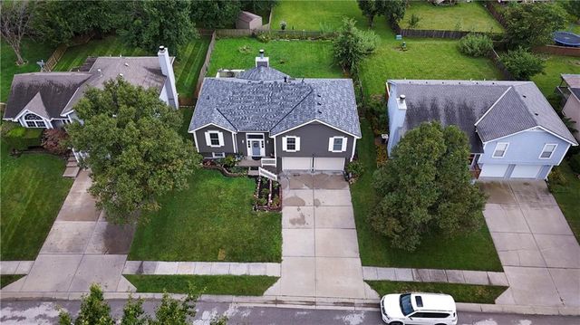 715 NE 107th Terrace, Kansas City, MO 64155