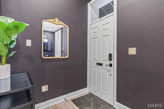 1913 Senate Street A, St Louis, MO 63118