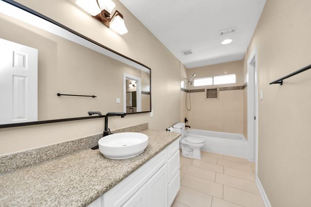 1511 Pacific Grove Lane, Katy, TX 77494
