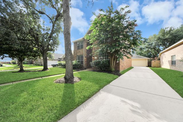 1511 Pacific Grove Lane, Katy, TX 77494