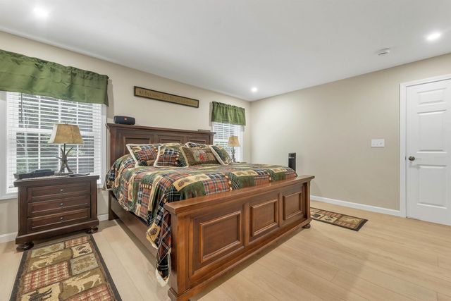 92 Old Prescott Hill Road, Laconia, NH 03246